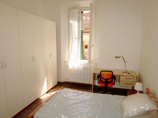 Appartamento in Affitto a Pisa, 380&euro;, 130 m², arredato