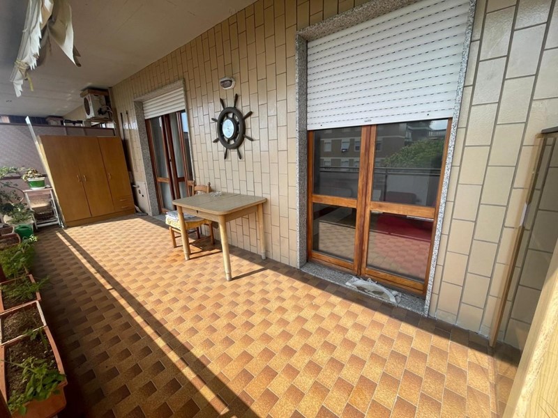 Trilocale in Vendita a Carrara, zona Marina di Carrara, 190'000&euro;, 75 m², arredato