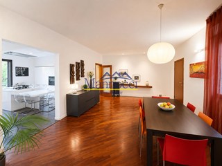 Appartamento in Vendita a Cascina, 339'000&euro;, 180 m²