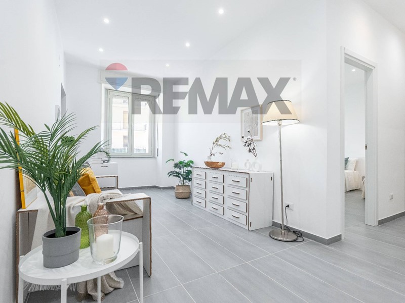 Quadrilocale in Vendita a Catania, 95'000&euro;, 74 m²