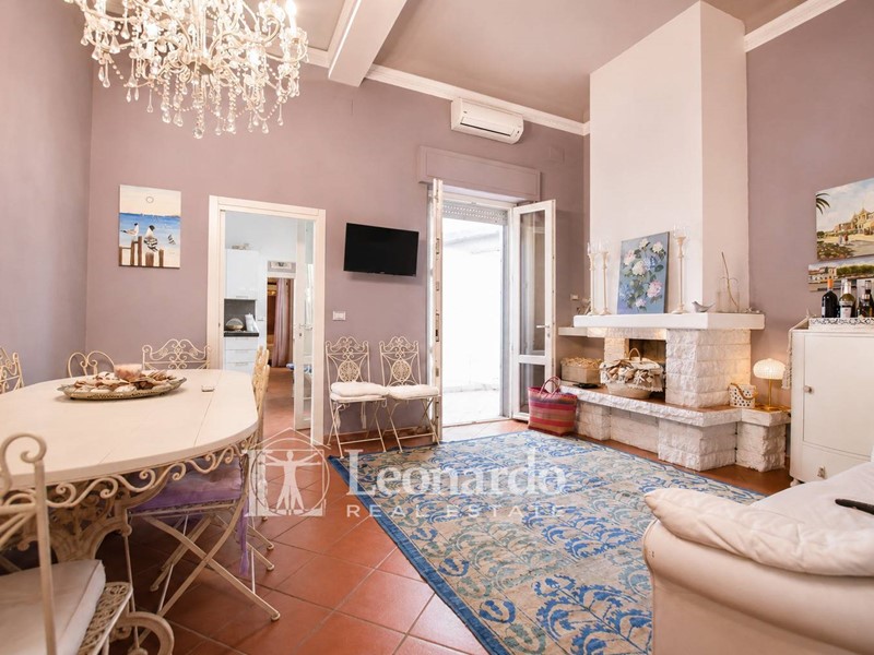 Appartamento in Vendita a Viareggio, 360'000&euro;, 100 m²