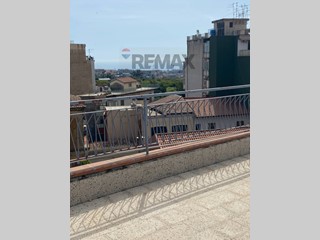 Quadrilocale in Vendita a Aci Catena, 49'000&euro;, 79 m²