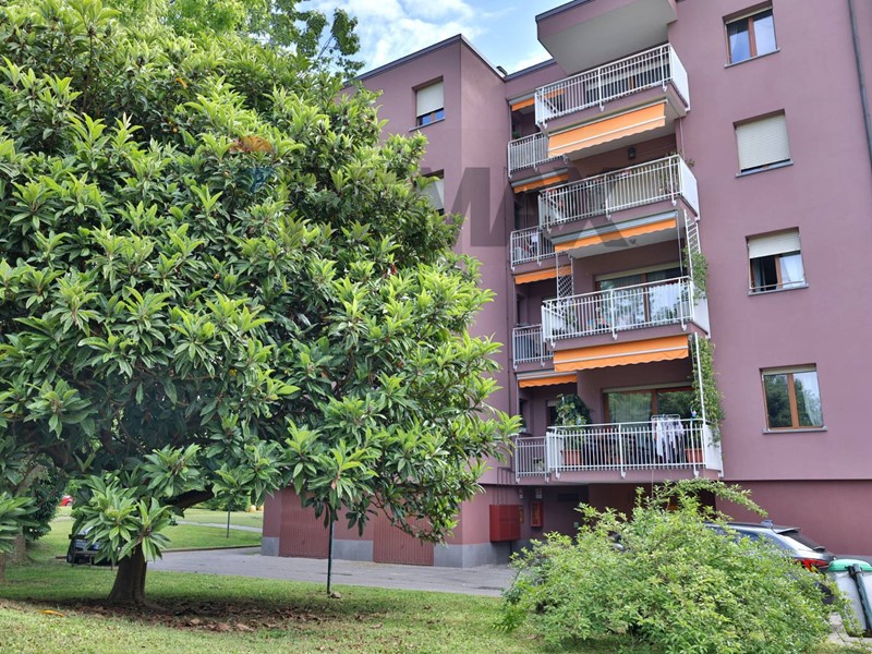 Trilocale in Vendita a Arese, 255'000&euro;, 100 m²