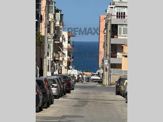 Appartamento in Vendita a Siracusa, 135'000&euro;, 138 m²