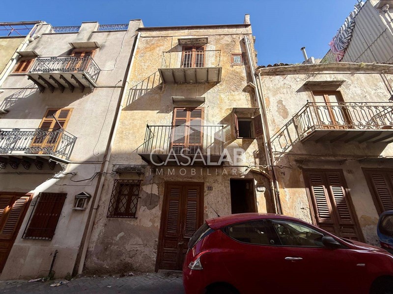 Bilocale in Vendita a Carini, 19'000&euro;, 42 m²