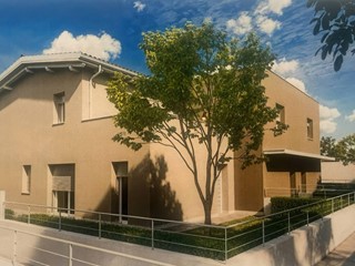 Quadrilocale in Vendita a Curtatone, 285'000&euro;, 142 m²