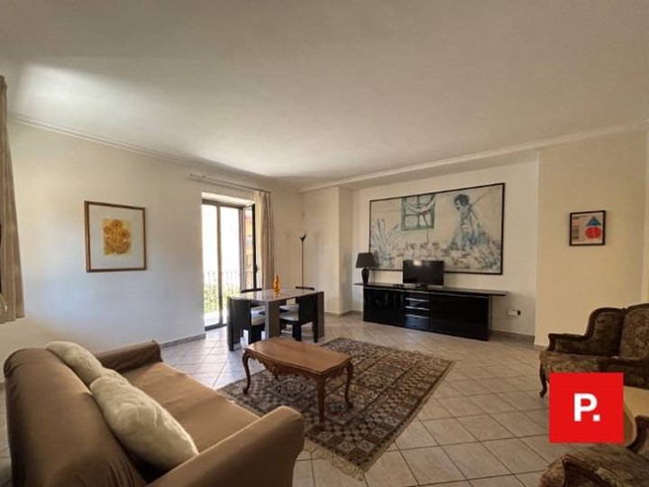 Trilocale in Affitto a Caserta, 1'000&euro;, 90 m²
