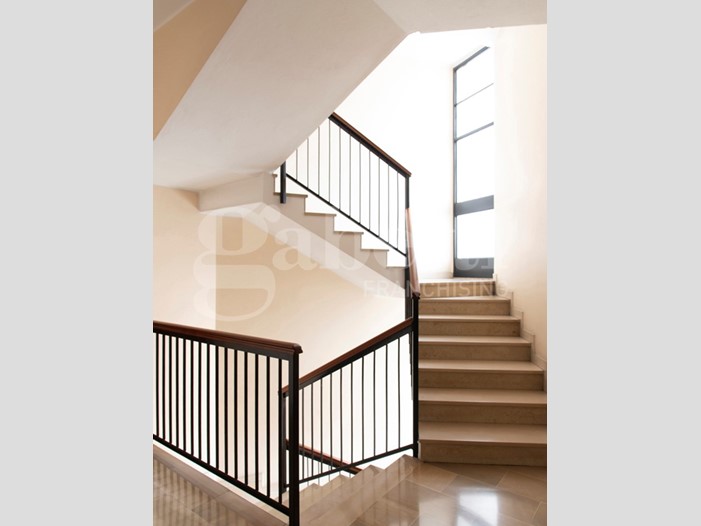 Quadrilocale in Vendita a Seveso, 148'000&euro;, 118 m², con Box