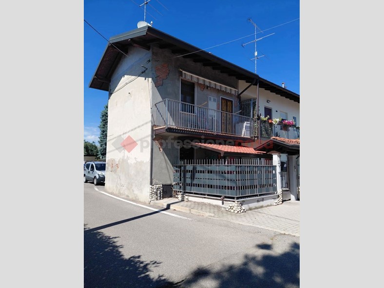 Bilocale in Vendita a Dairago, 89'000&euro;, 70 m²