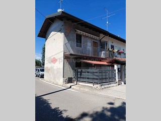 Bilocale in Vendita a Dairago, 89'000&euro;, 70 m²
