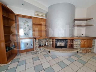 Quadrilocale in Vendita a Pontedera, 145'000&euro;, 100 m²