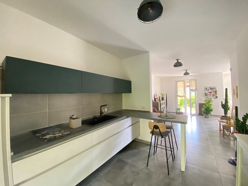 Quadrilocale in Vendita a Vernio, 235'000&euro;, 89 m², con Box