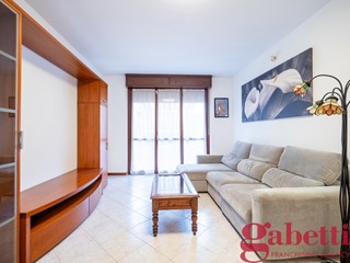 Trilocale in Vendita a Limbiate, 215'000&euro;, 96 m²