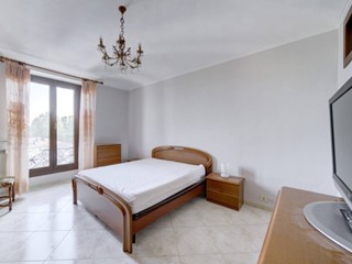 Appartamento in Vendita a Torino, 360'000&euro;, 153 m²