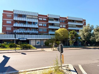 Quadrilocale in Vendita a Roma, 435'000&euro;, 115 m²