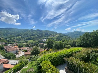 Quadrilocale in Vendita a Vernio, 199'000&euro;, 85 m², con Box