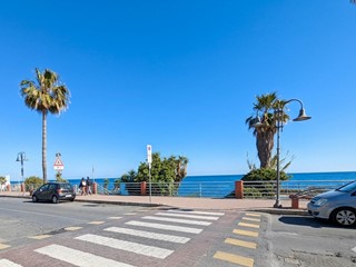 Quadrilocale in Vendita a Ventimiglia, 235'000&euro;, 116 m²