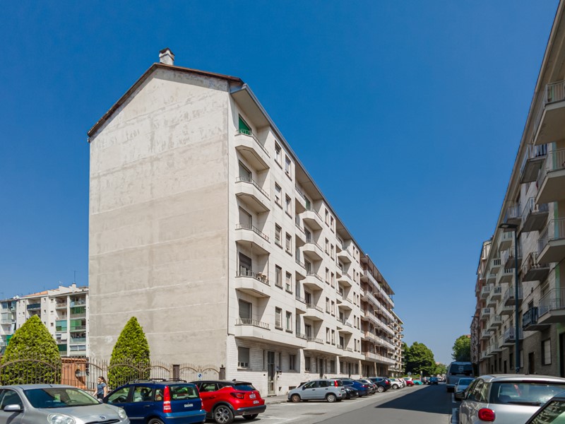 Bilocale in Vendita a Torino, zona Borgo Vittoria, 55'000&euro;, 59 m²