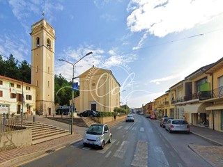 Quadrilocale in Vendita a Camaiore, zona Capezzano Pianore, 298'000&euro;, 100 m², arredato