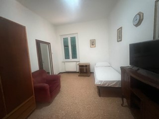 Quadrilocale in Affitto a La Spezia, zona PORTO, 1'000&euro;, 90 m², arredato