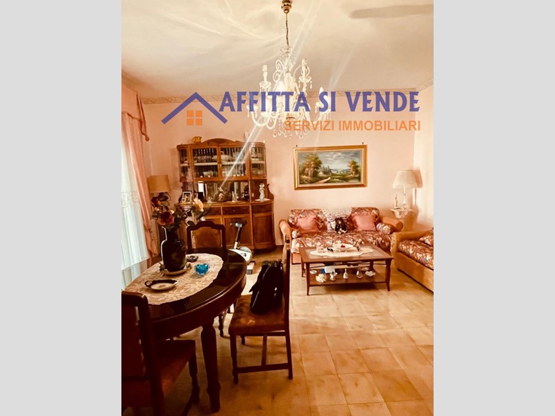 Quadrilocale in Vendita a Siracusa, 85'000&euro;, 120 m²