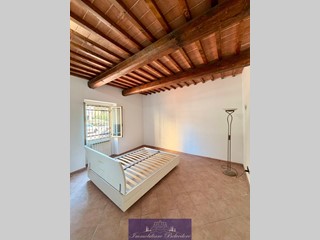 Trilocale in Vendita a Scandicci, zona Casellina, 240'000&euro;, 70 m²