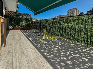 Attico in Vendita a Sanremo, 130'000&euro;, 42 m²
