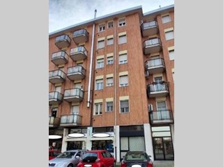 Trilocale in Vendita a Gorgonzola, 145'000&euro;, 87 m²