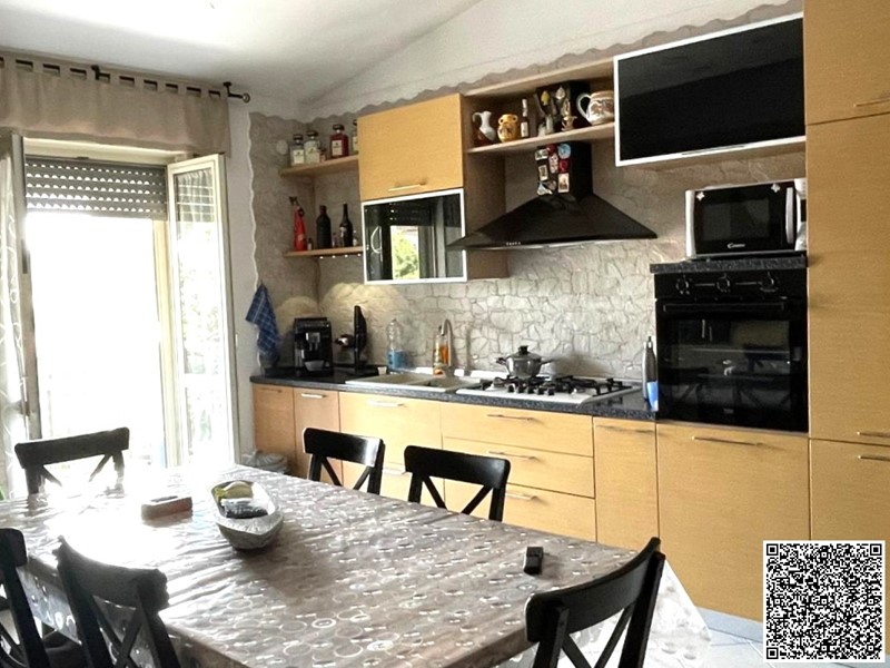 Quadrilocale in Vendita a Melito di Napoli, 195'000&euro;, 110 m²