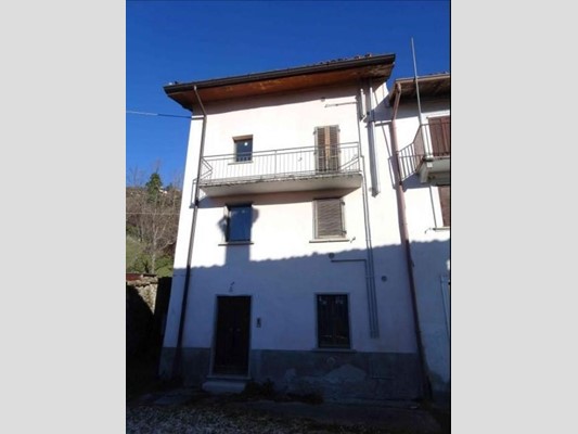 Trilocale in Vendita a Dossena, 19'927&euro;, 57 m²
