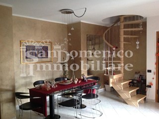Appartamento in Vendita a Cascina, zona San Frediano a Settimo, 230'000&euro;, 114 m², con Box