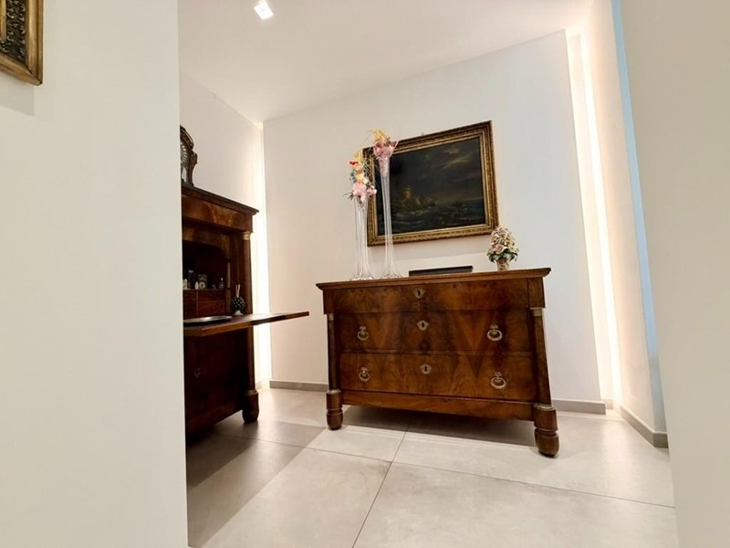 Quadrilocale in Vendita a Massa, 470'000&euro;, 120 m², arredato