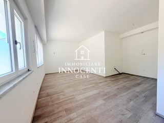 Bilocale in Vendita a Massa, 250'000&euro;, 70 m²
