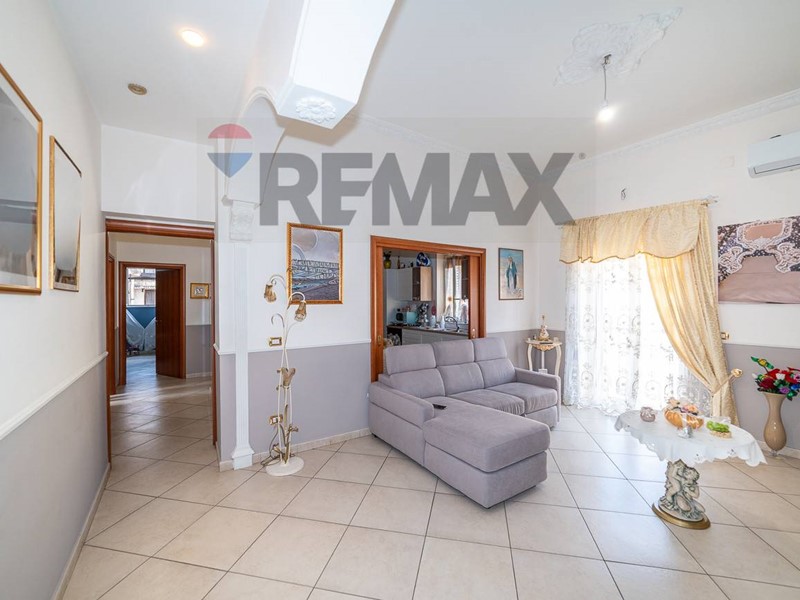 Trilocale in Vendita a Catania, 135'000&euro;, 109 m²