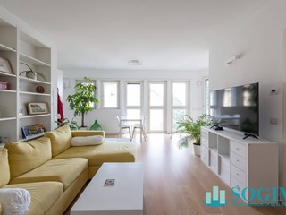 Trilocale in Affitto a Monza, 2'250&euro;, 111 m²