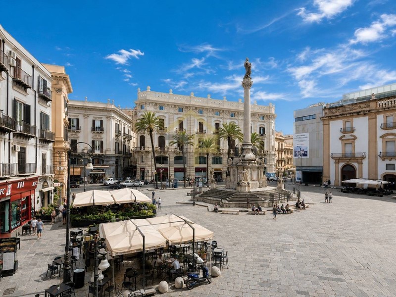 Quadrilocale in Vendita a Palermo, 235'000&euro;, 165 m²