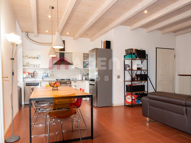 Bilocale in Vendita a Brescia, 185'000&euro;, 85 m²