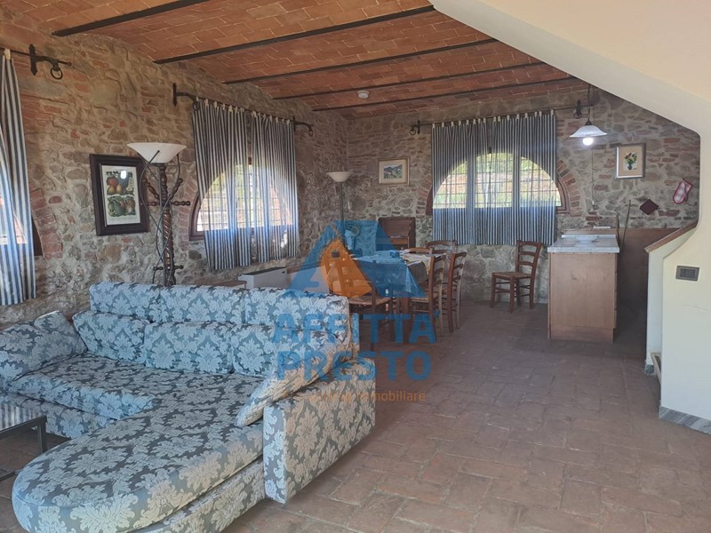 Quadrilocale in Affitto a Capraia e Limite, 900&euro;, 85 m²