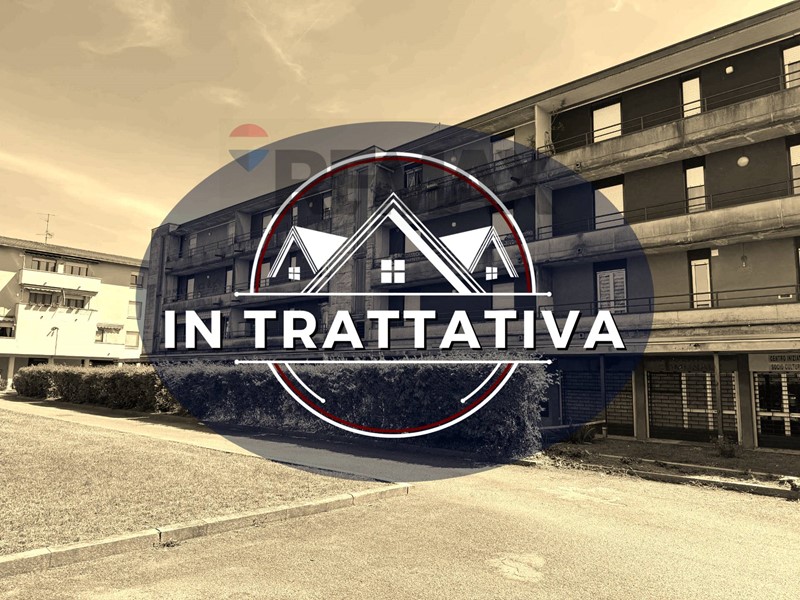 Trilocale in Vendita a Malnate, 82'000&euro;, 99 m²