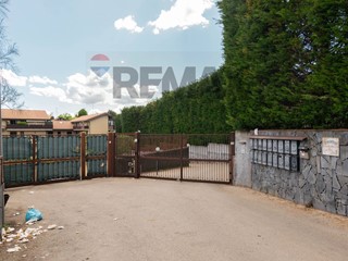 Quadrilocale in Vendita a Pedara, 120'000&euro;, 87 m²