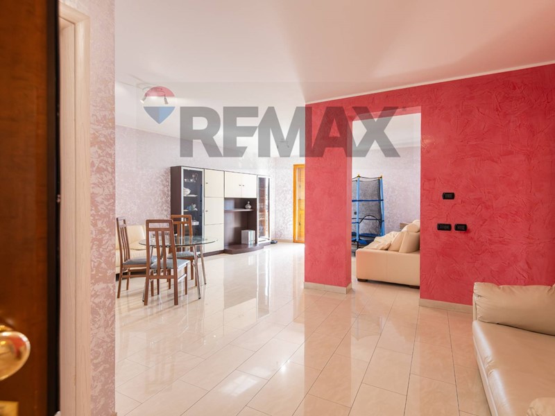 Appartamento in Vendita a Lentini, 150'000&euro;, 200 m²