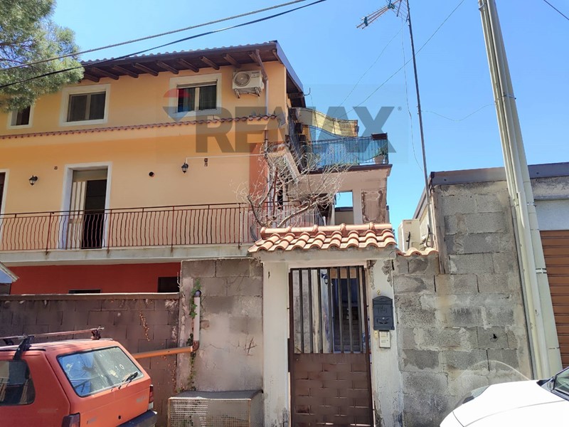 Quadrilocale in Vendita a Belpasso, 140'000&euro;, 116 m²