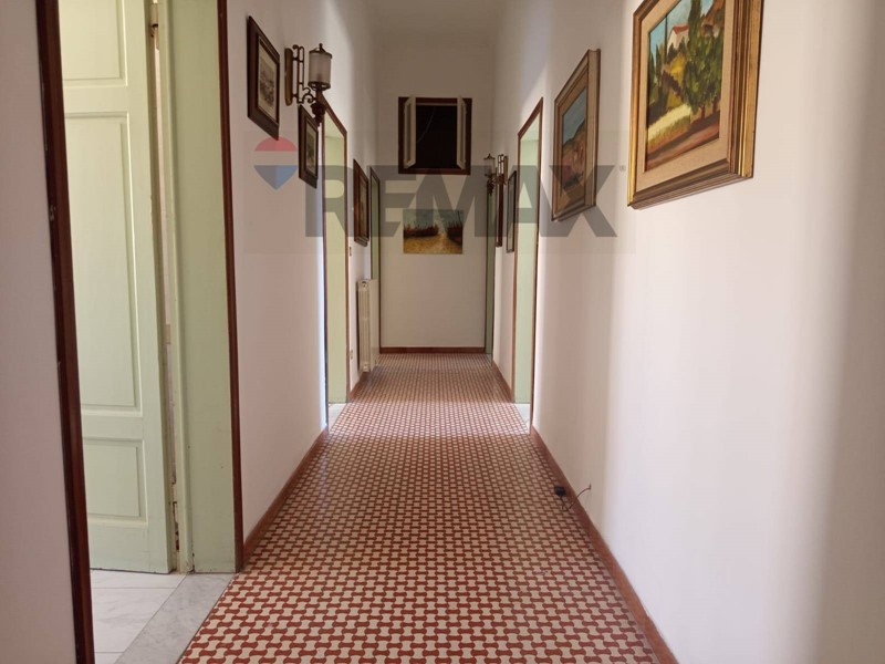 Appartamento in Vendita a Piombino, 140'000&euro;, 86 m²