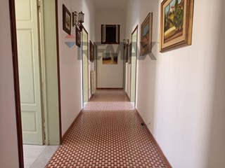 Appartamento in Vendita a Piombino, 140'000&euro;, 86 m²