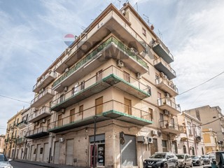 Appartamento in Vendita a Siracusa, 130'000&euro;, 108 m²