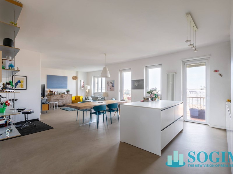 Quadrilocale in Vendita a Monza, 375'000&euro;, 152 m²
