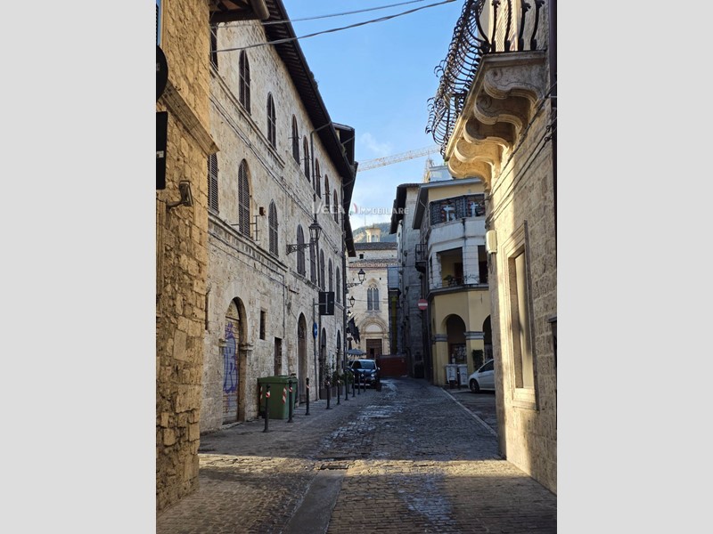 Appartamento in Vendita a Ascoli Piceno, 730'000&euro;, 240 m²
