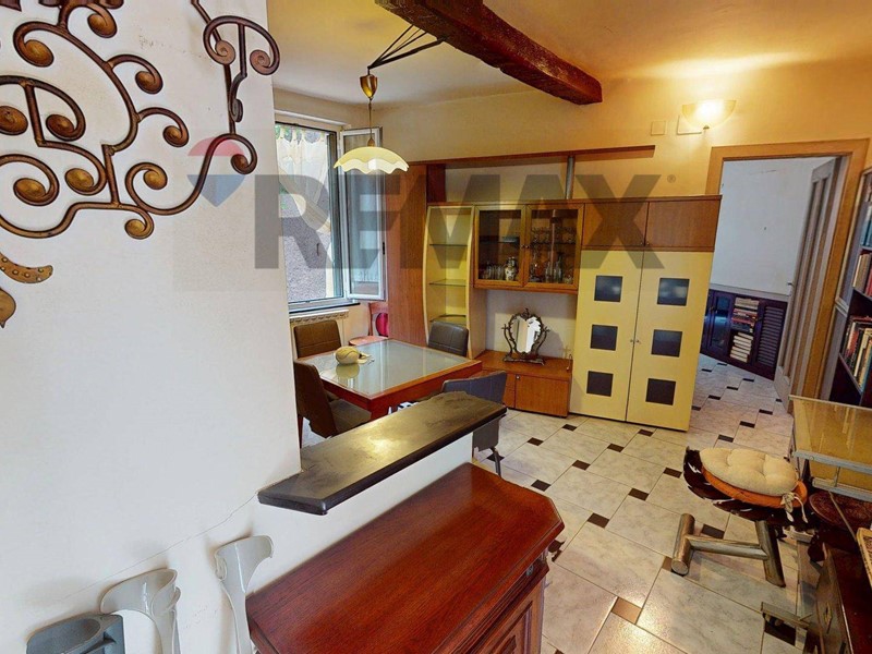 Trilocale in Vendita a Genova, 129'000&euro;, 60 m²
