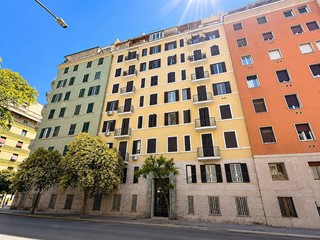 Bilocale in Vendita a Roma, 295'000&euro;, 59 m²
