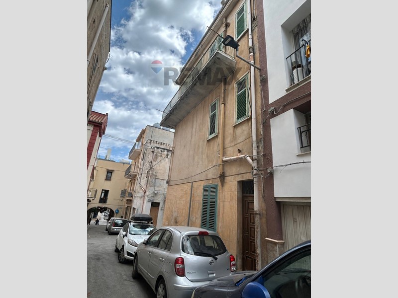 Trilocale in Vendita a Bagheria, 42'000&euro;, 55 m²